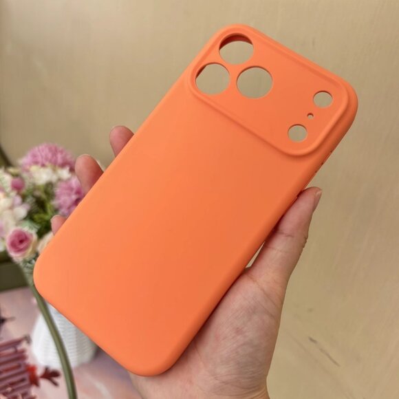 Cream iPhone16 Case - Picture 1 of 2